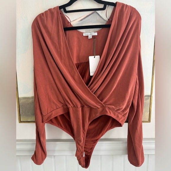 GREEN ENVELOPE Soft Touch Burnt Orange Wrap Bodysuit NWT Size Large - Picture 2 of 7